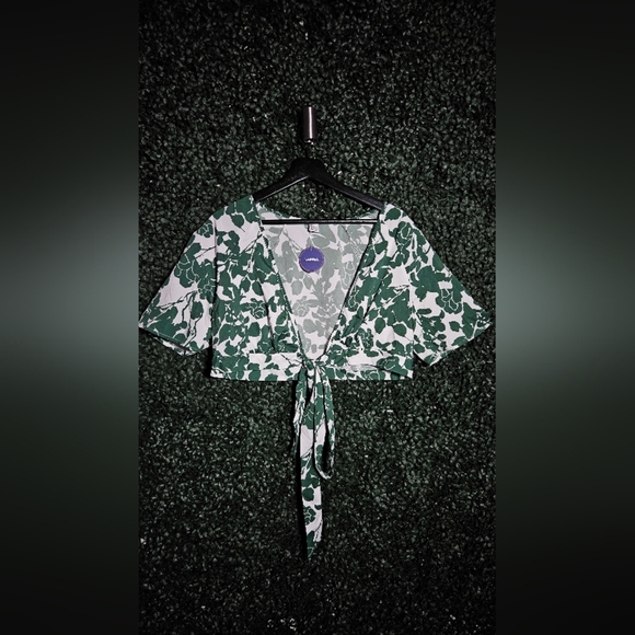 Floral Green Wrap Top - Picture 1 of 4